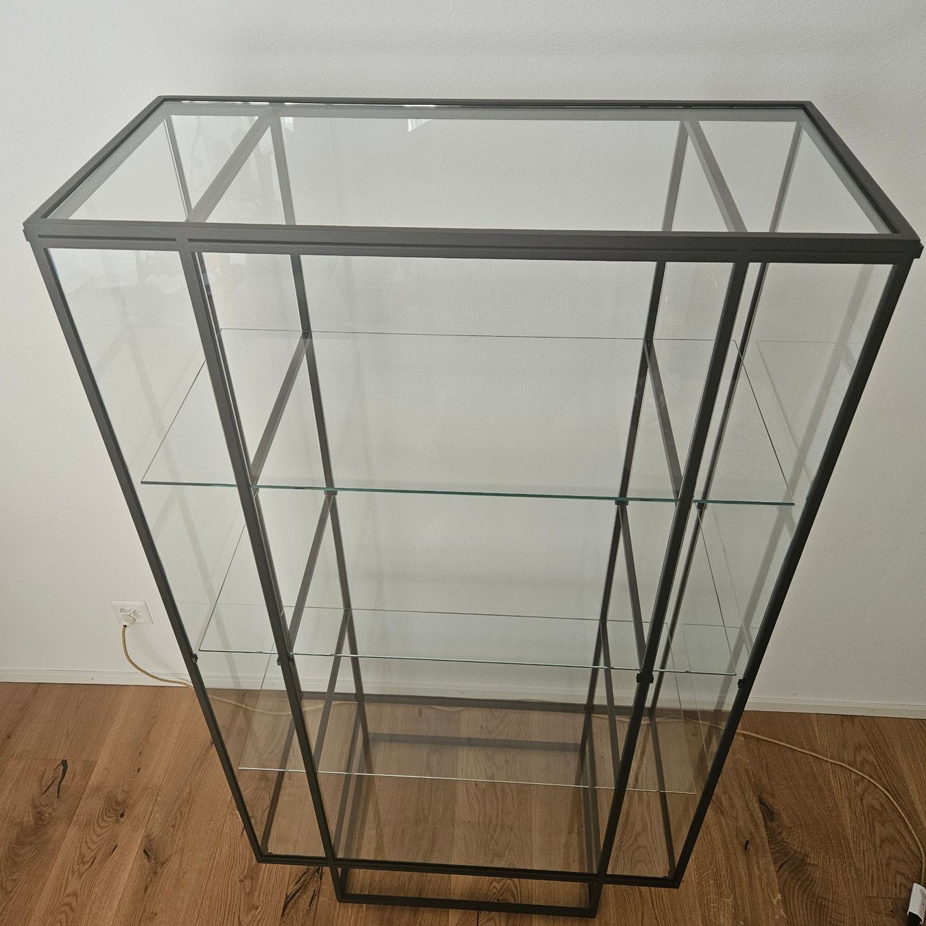 Vetrine: Exklusive Vitrine für Wohnzimmer, Ladenlokal, Büro – Usato da Rafz venduto da Buchwerkstatt 3