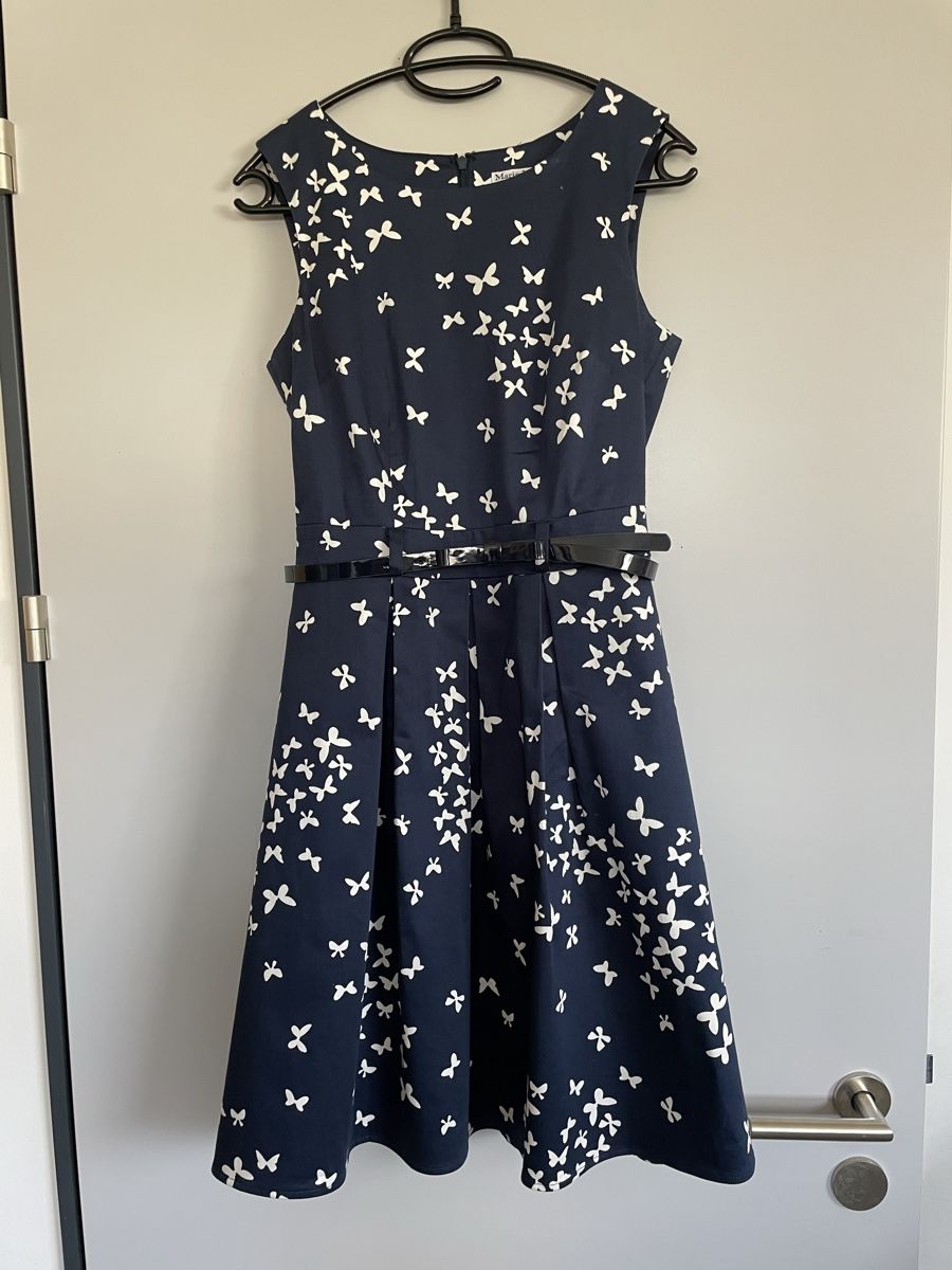 Vestiti & Gonne: Navyblaues Kleid – Nuovo (secondo la descrizione) da Zürich venduto da fouca_s