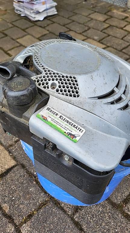 Motori: Benzinmotor, Normalbenzin – Usato da Adlikon venduto da 8452 1