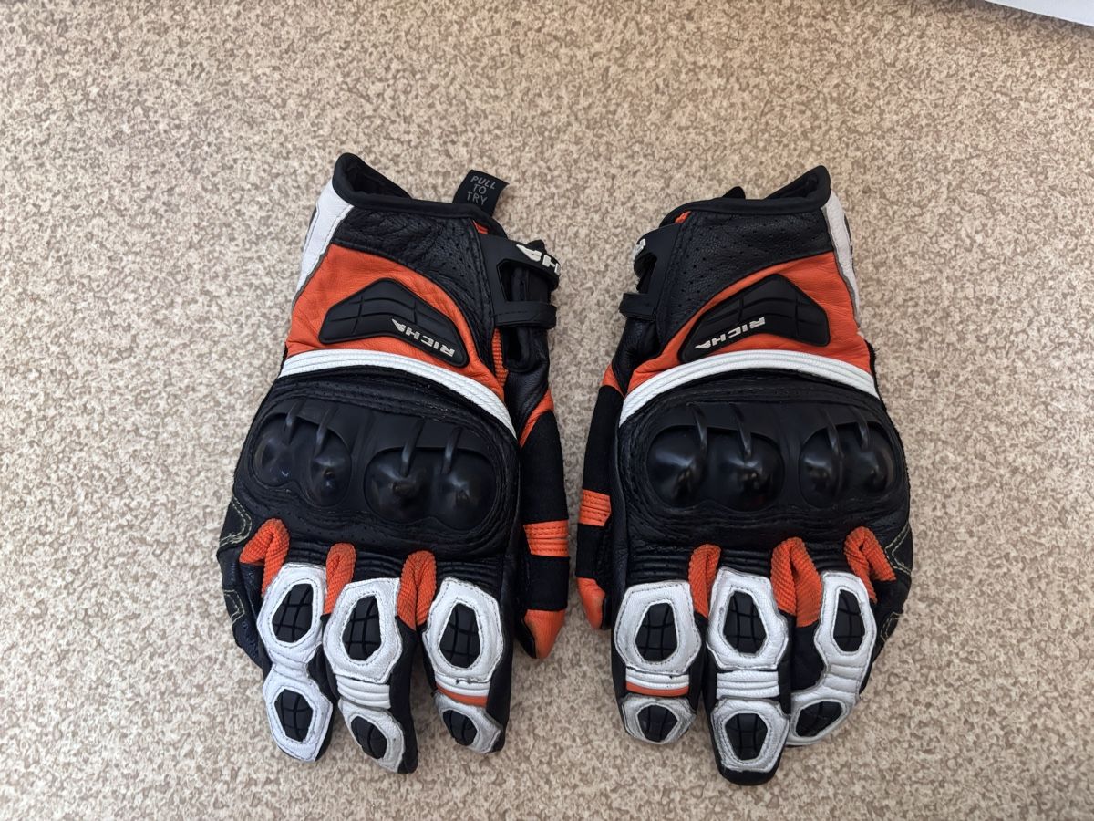 Gants & mitaines : Richa Motorradhandschuhe Gr. M – Neuf (Voir description) à Friltschen par shl_8ddn