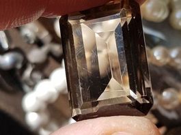 Rauchquarz Treppenschliff 38.25carat top