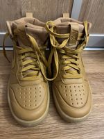 Nike Sneaker