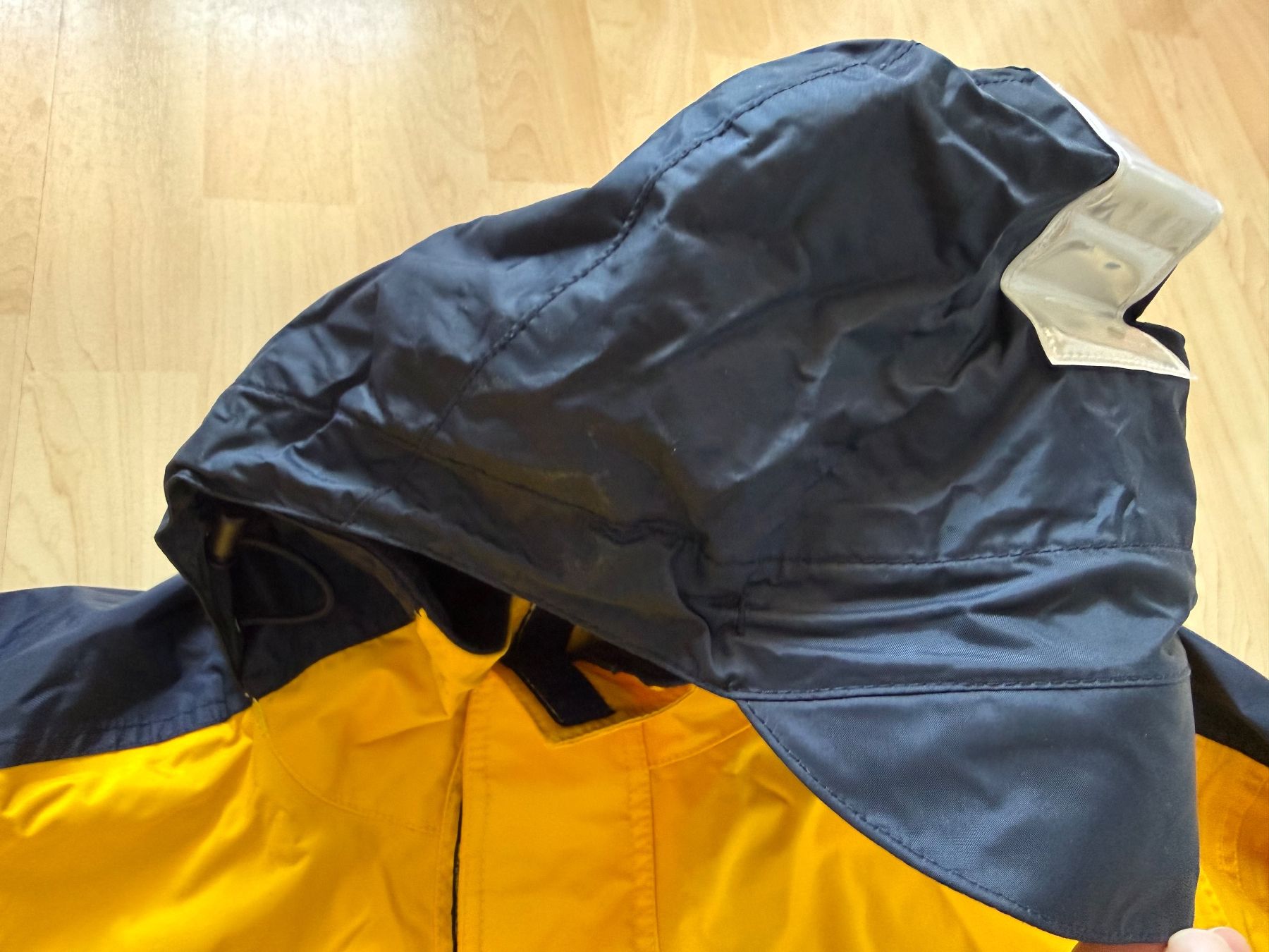 Helly Hansen Giacche: Helly Hansen Segeljacke Herren Gr. L – Usato da Siebnen venduto da dte_9kmw 7