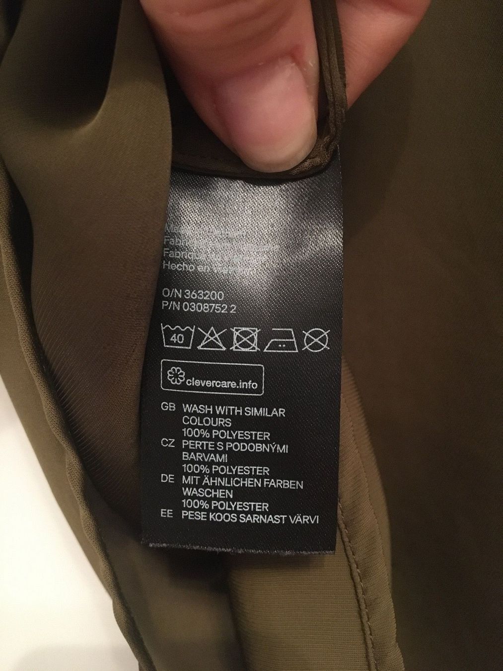 H&M Camicette: Elegante Bluse "H&M" Größe 36 – Usato da Basel venduto da vitaminka 3