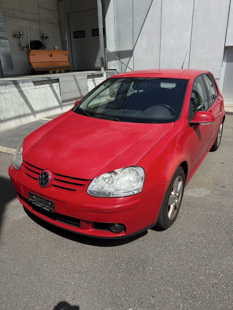 VW Automobili: VW Golf 4 MOTION 2.0 – Usato da St. Gallen venduto da Djomla1
