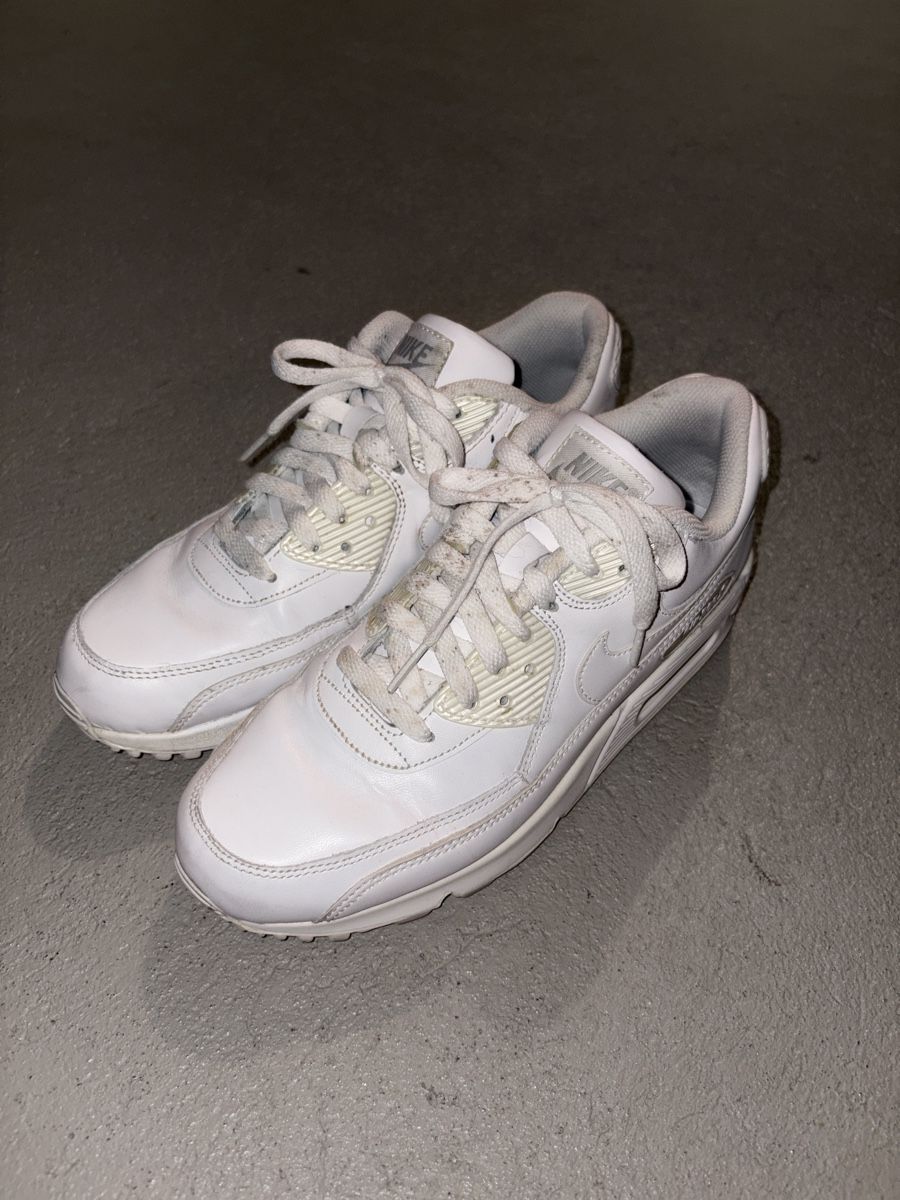 Nike Herrenschuhe: nike air max 90 white – Gebraucht aus Rombach von akiromay 1