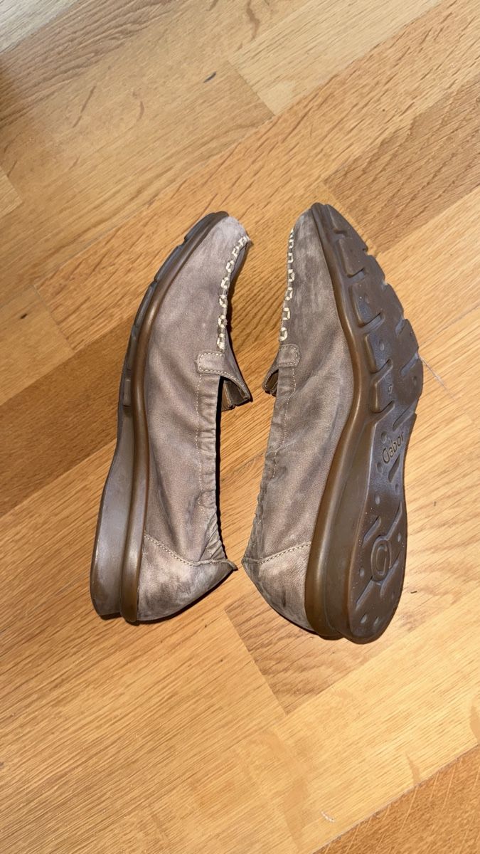 Gabor Damenschuhe: Schöne Gabor Wildleder Mokkassins 39 – Gebraucht aus Gümligen von morticiaaddams 2