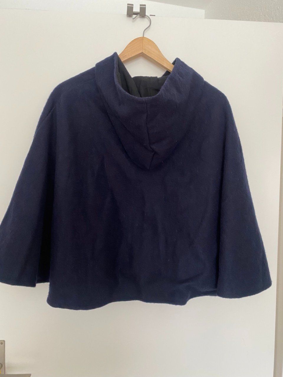 Altro in  Abbigliamento & Accessori: Cape Wollfilz Dunkelblau – Nuovo (secondo la descrizione) da Zumikon venduto da Frauenecke 1