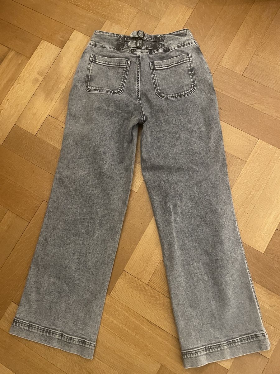 Jeans: Neu weite, gerade geschnittene Jeans hellgrau, wrap – Nuovo (secondo la descrizione) da Basel venduto da non_vn79 2
