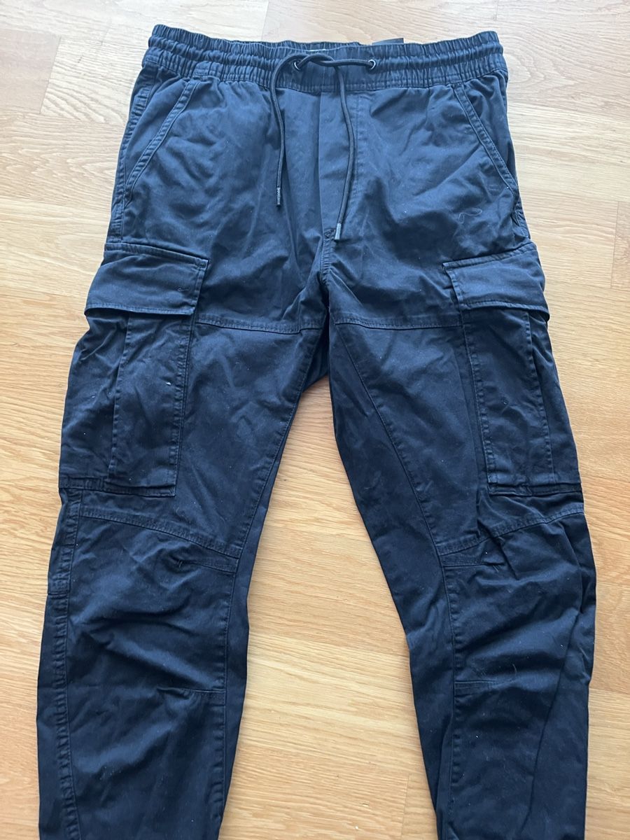 H&M Pantaloni: Neuwertig: coole Hose, Gr.: S – Nuovo (secondo la descrizione) da Zürich venduto da MariaSusanne