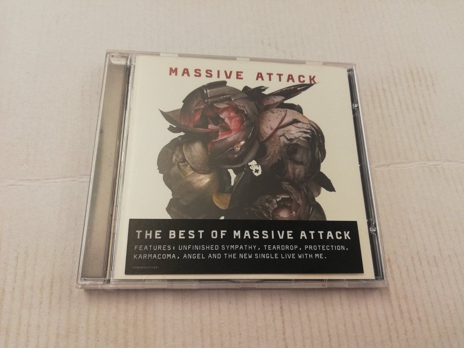 CD: THE BEST OF MASSIVE ATTACK – Usato da Bern venduto da Vinylsound.ch
