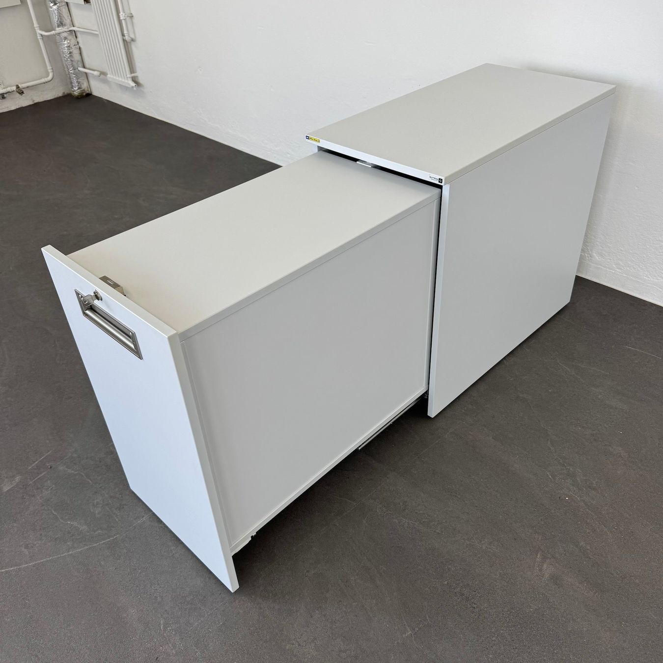 Sitag Banconi: Sitag Apothekerschrank Öffnung links – Usato da Schönenwerd venduto da mcofficeshop 4