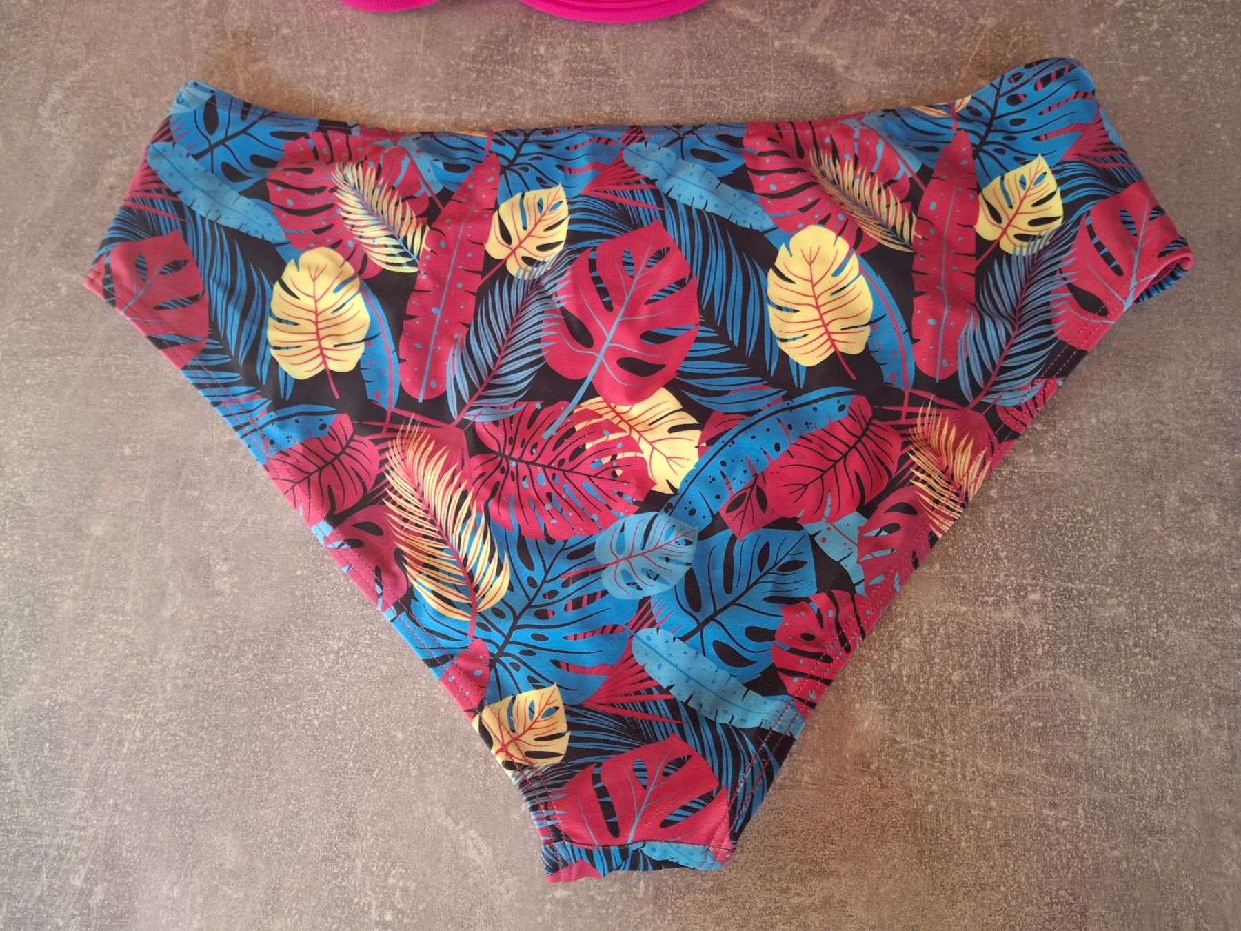 Badekleider & Bikinis: Maillot de bain 2 pièces - bikini taille XL – Neu und originalverpackt aus Villiers von san_jn5w 2