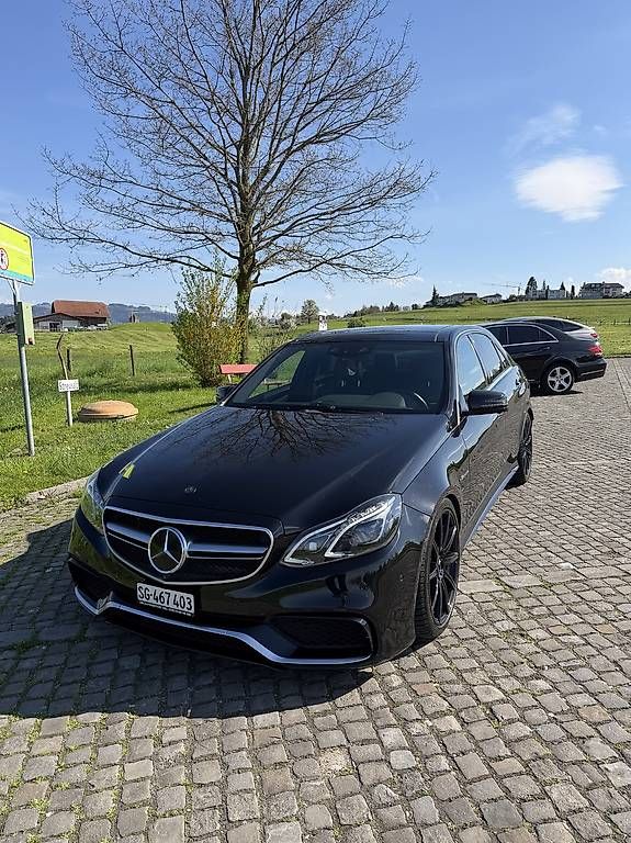 Autos: Mercedes E 63 AMG 4 Matic – Gebraucht aus St. Gallen von igo_xlz8