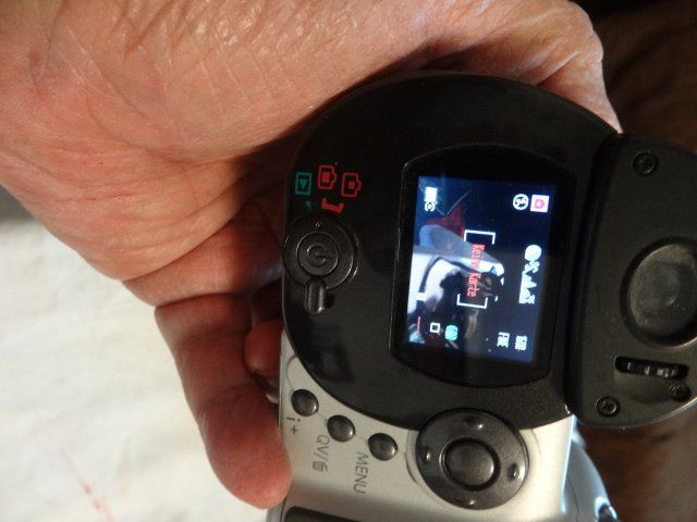 Minolta Fotocamera: KONICA MINOLTA DIMAGE Z 3 DIGITAL KAMERA.LÄÜFT. – Usato da zürich venduto da ahmad01 3