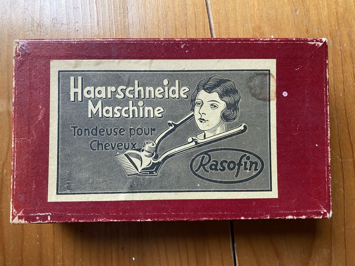 Taglio: Haarschneide Maschine Antik – Usato da Möhlin venduto da Devilspunchbowl