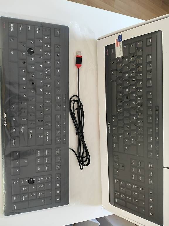 Tastiere: Cherry Neue Tastatur – Nuovo e nell'imballaggio originale da Zürich venduto da mir_d5y9