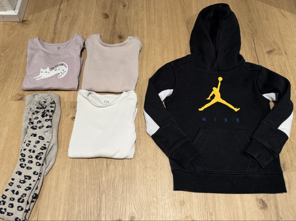 Kleiderpakete & -sets: Kinder Kleider Set, Gr 98/104 mit michael jordan Pulli – Gebraucht aus Hettlingen von sch_gr5s