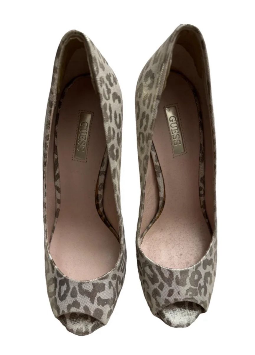 Guess Scarpe da donna: Escarpins Guess – Usato da Blonay venduto da Celuna