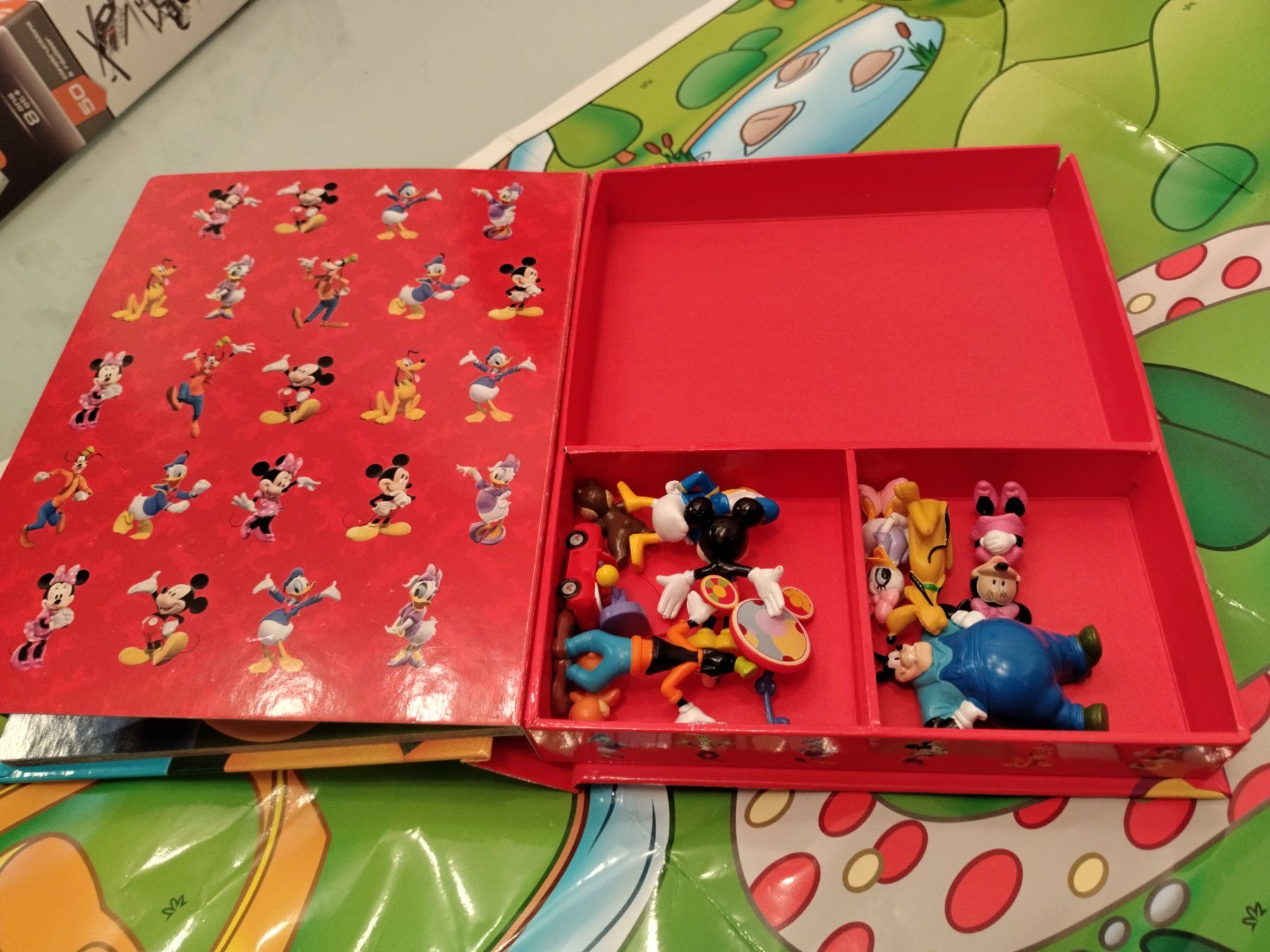 Tappeto da gioco: La casa Di topolimo – Usato da Bévilard venduto da nadmat 2