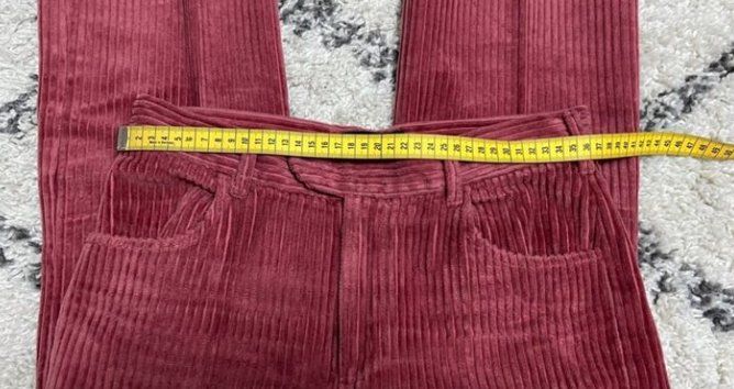 Isabel Marant Hosen: Isabell Marant Corduroy pants – Gebraucht aus Oberhasli von ani_97f7 3