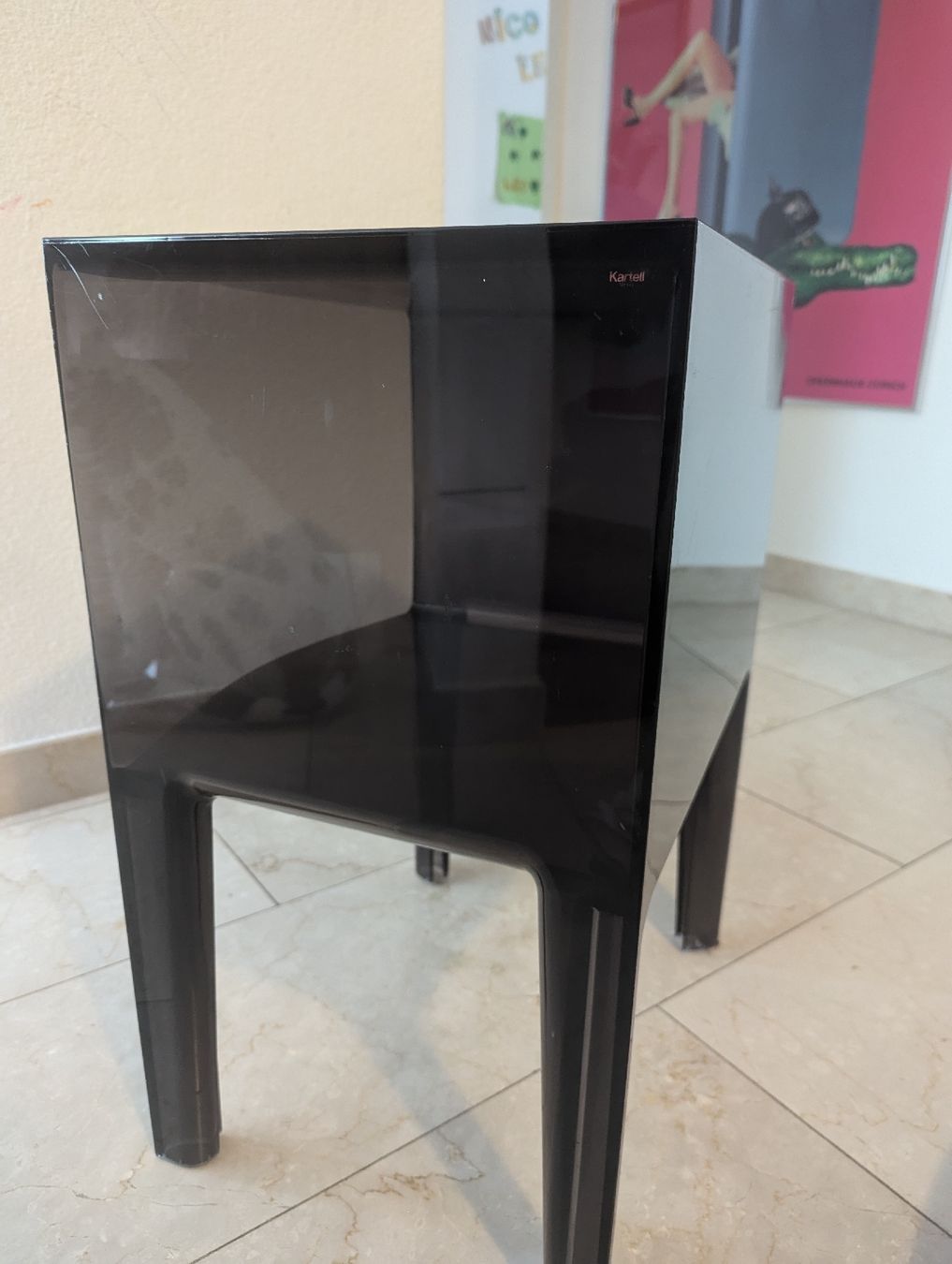 Nachttische: Kartell small ghost buster night table Philippe Starck – Gebraucht aus Erlinsbach SO von Meytalien 3