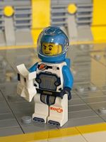 Lego Space Minifigur blau Neu