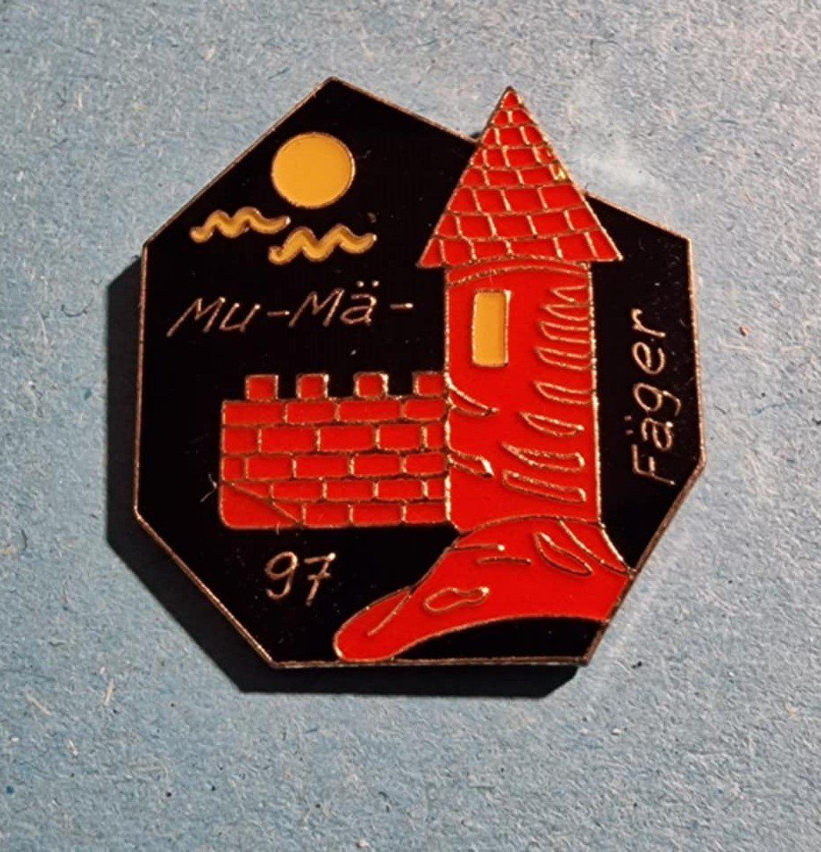 Plaketten & Abzeichen: Pin Mu Mä Fäger 1997 – Gebraucht aus Härkingen von specialshapes