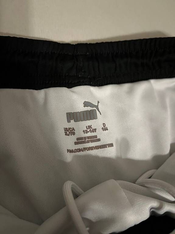 Pantaloni: Puma kurze Sporthose – Nuovo (secondo la descrizione) da Ottoberg venduto da yvonne.graenacher 1