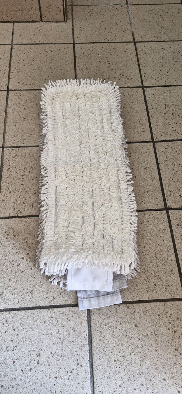Sonstige Reinigungsgeräte: TASKI Opti Mop 30 Reinigungsset mit Wischbezug und Eimer – Gebraucht aus Baltschieder von Templa93 3