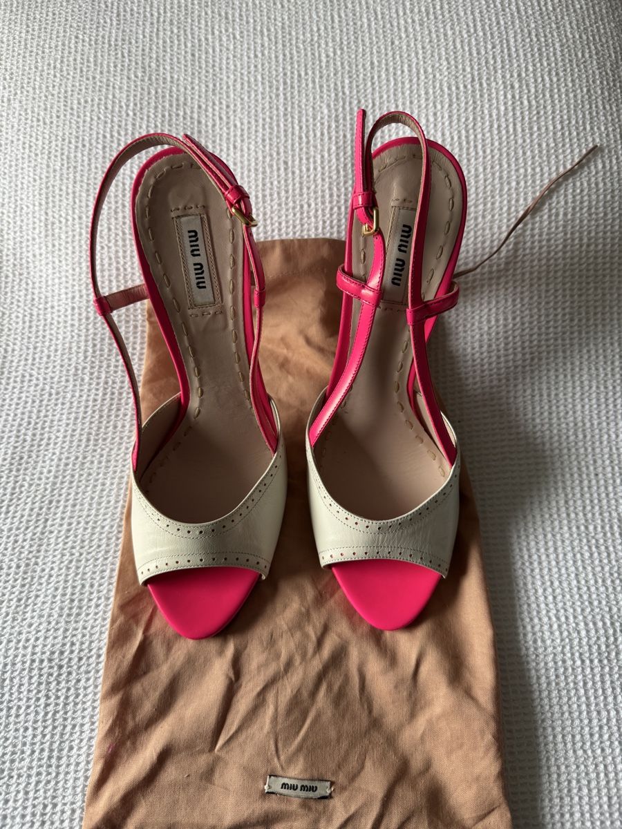 Miu Miu Scarpe da donna: Slingpumps von MiuMiu – Nuovo (secondo la descrizione) da Reichenburg venduto da gabriela55