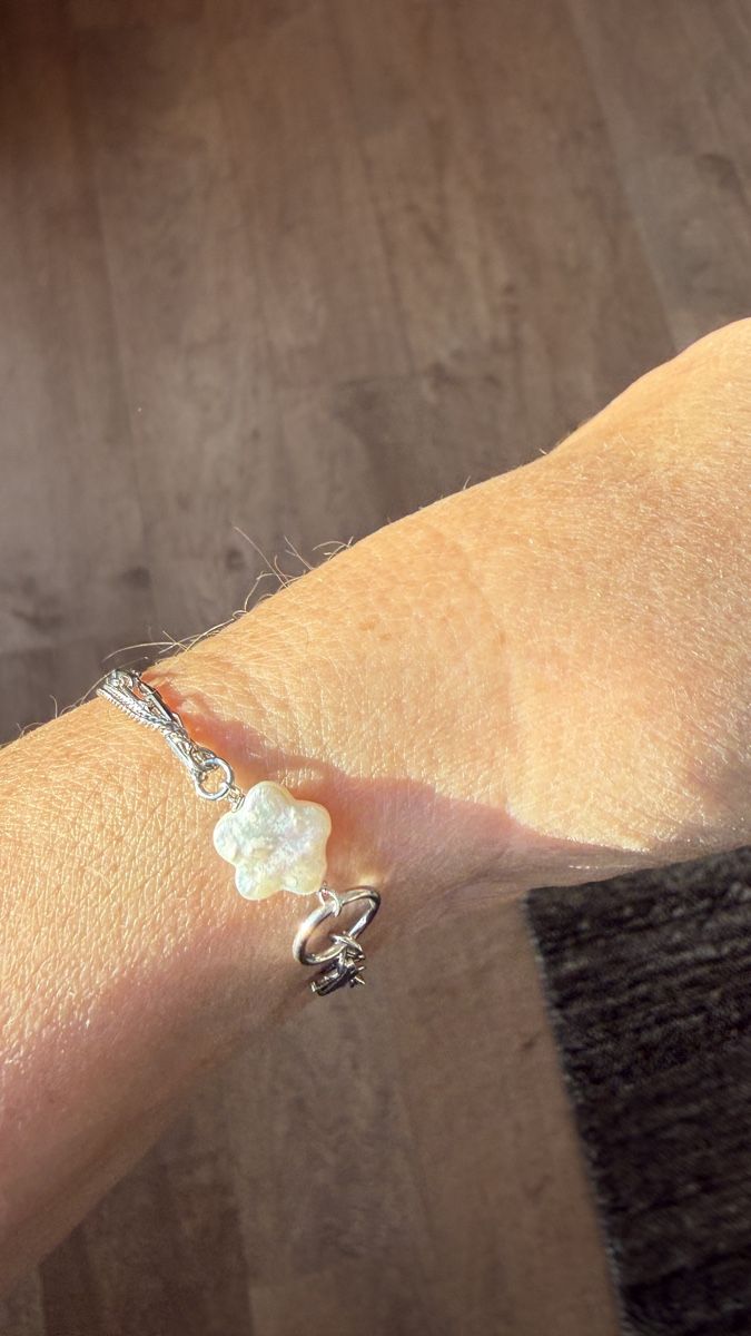 Bracciali & Braccialetti: Feines Silber-Armband mit Perle, neu ! – Nuovo e nell'imballaggio originale da Ebikon venduto da Leonidas2 5