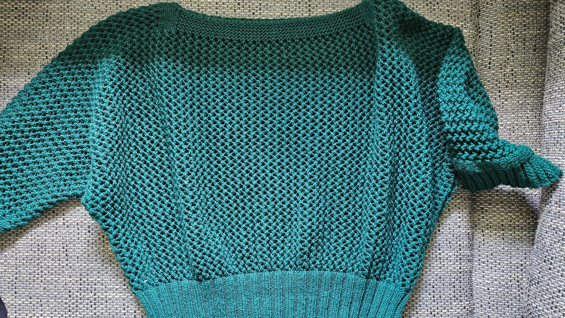 Maglioni & Felpe: Strickpullover Grün, Grösse S, neuwertig – Usato da Zug venduto da diana.bee 1