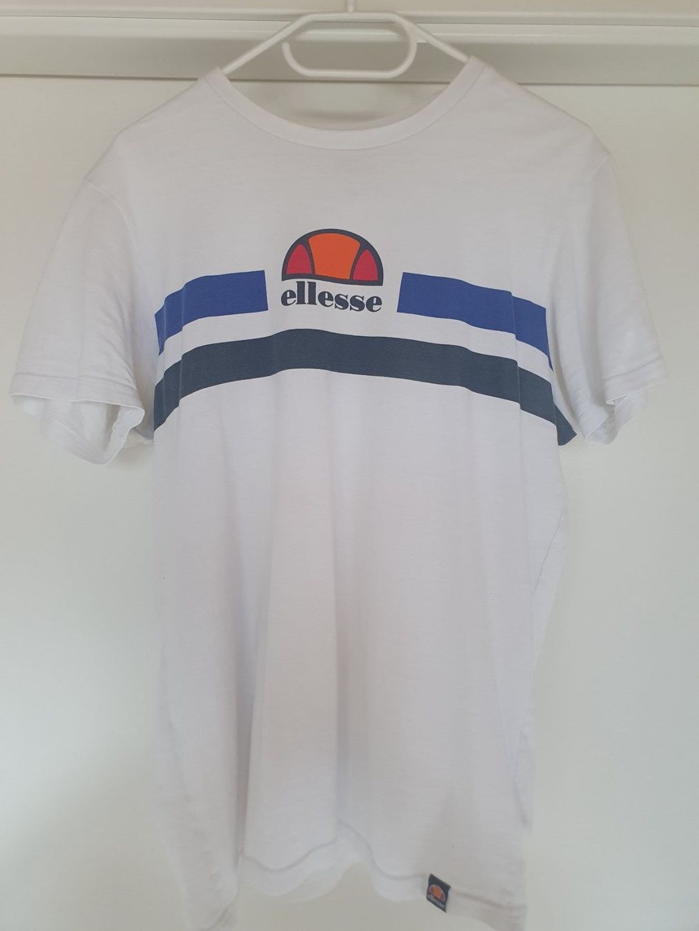 Ellesse T-shirt: T-shirt Ellesse ® – Usato da Monthey venduto da gae_22w9