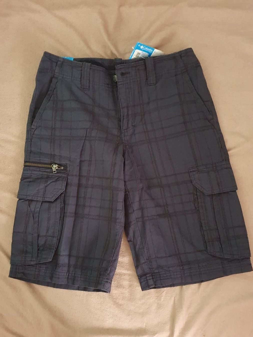 Columbia Hosen: Columbia Shorts, Gr. S, neu – Neu und originalverpackt aus Muttenz von pixopus
