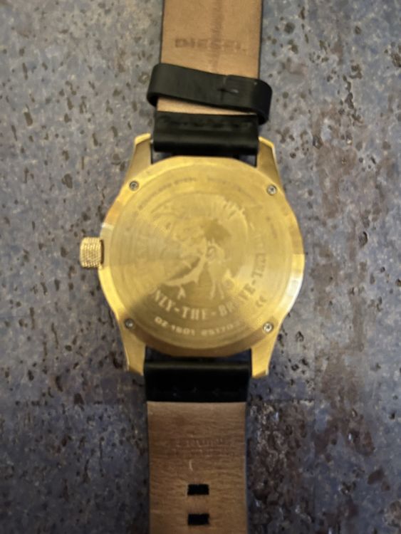 Diesel Uhr 3