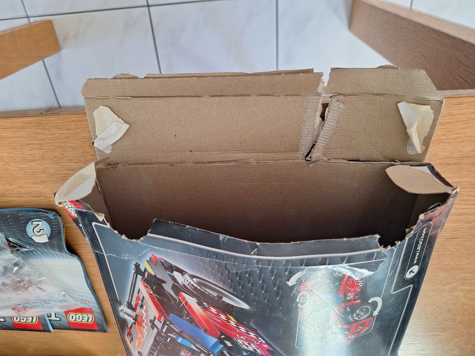 Lego Kit di costruzioni: LEGO Technic 8041 Renntransporter Top Zustand – Usato da Sempach Station venduto da Feuersalamander69 7
