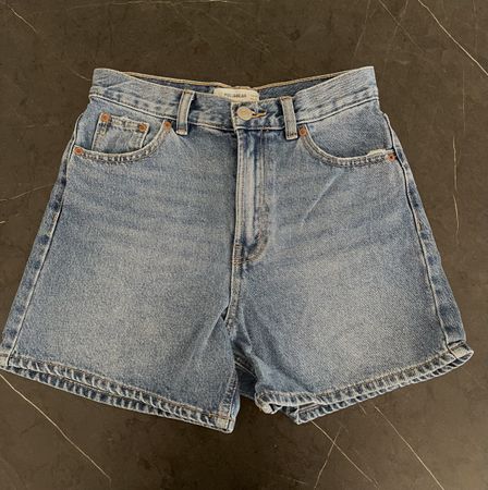 Pull&Bear Jeans Shorts Grösse 34