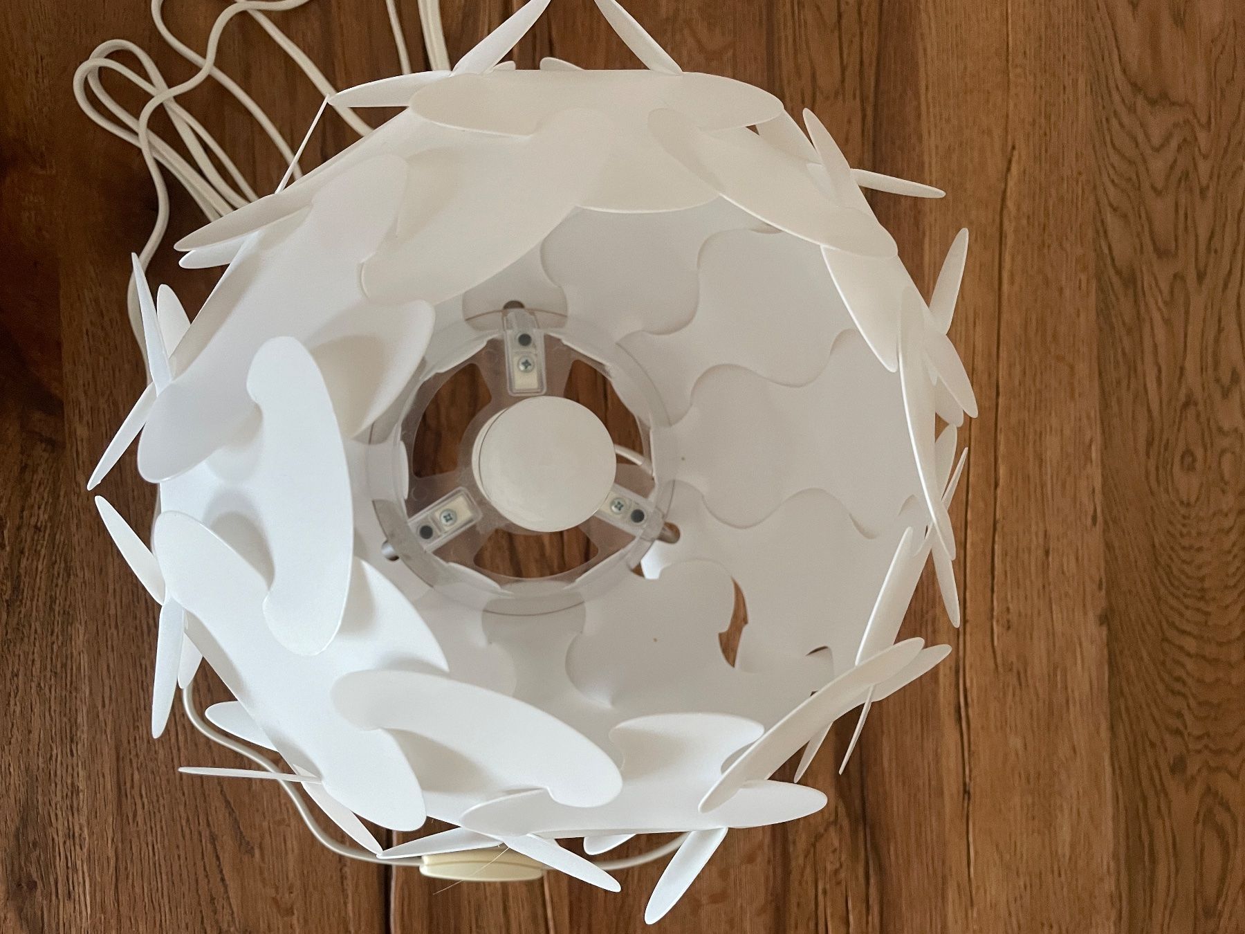 Comodini: IKEA Fillsta Nachttischlampe weiss – Usato da Rothenburg venduto da Disney3 3