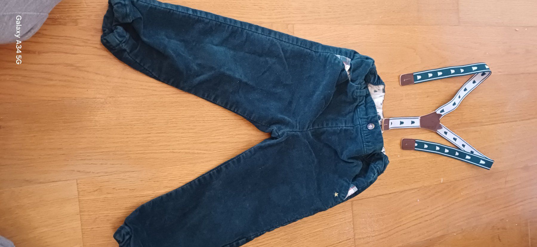 Kleiderpakete & -sets: Kinder Jäckchen & Hose Gr. 86/92 – Gebraucht aus Riniken von Lessy- 5