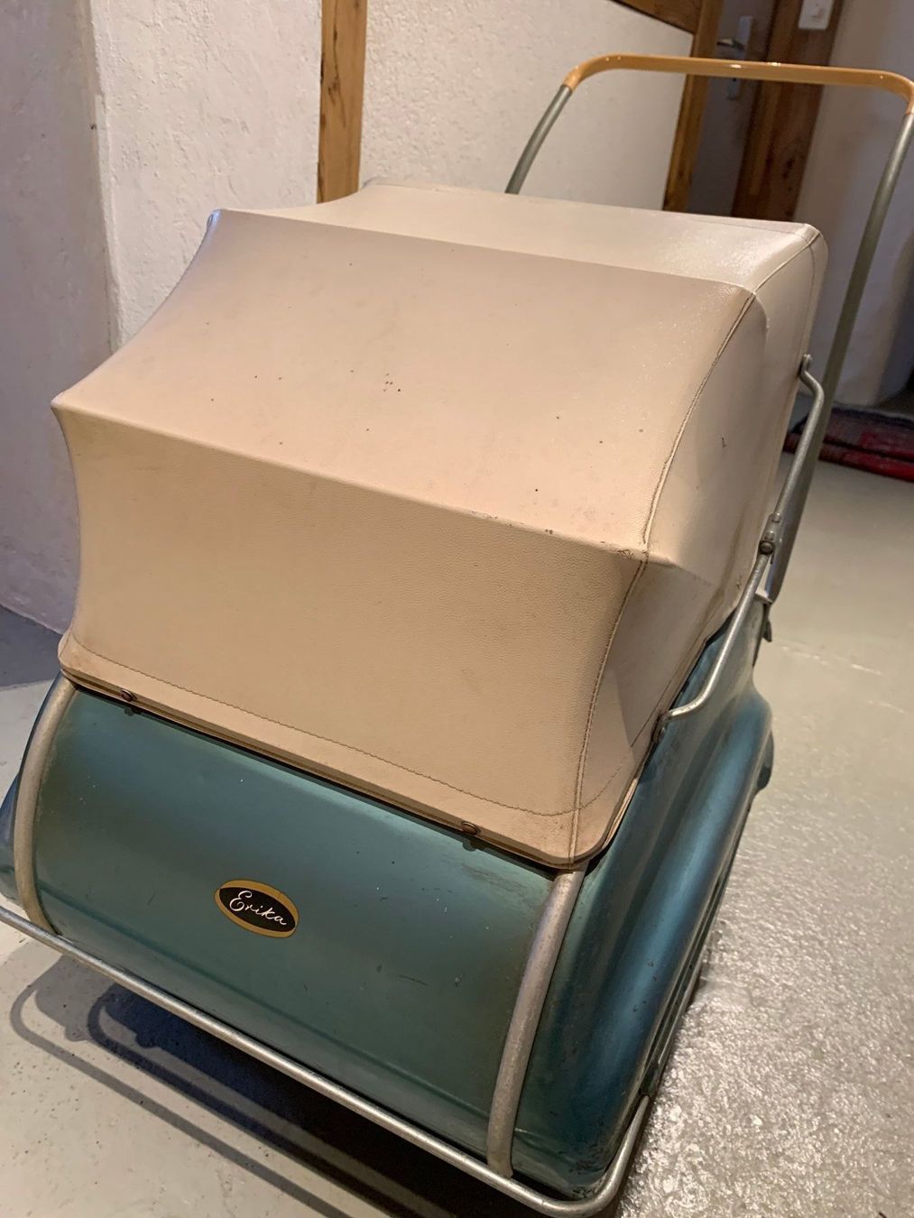 Carrozzine per bambole: alter Puppenwagen Marke: Erika – Usato da Hattenhausen venduto da Topas00 2