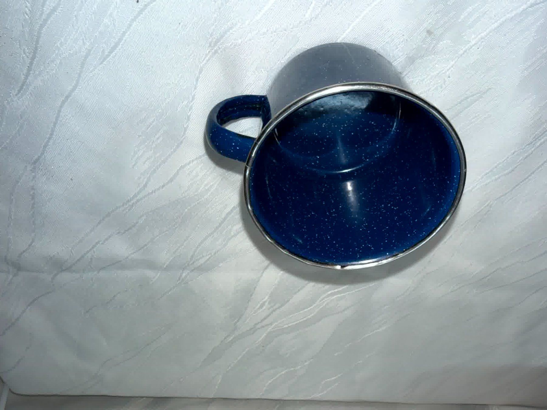 Tasses: Emaille Tasse – D'occasion à Zürich par dojoal64 2