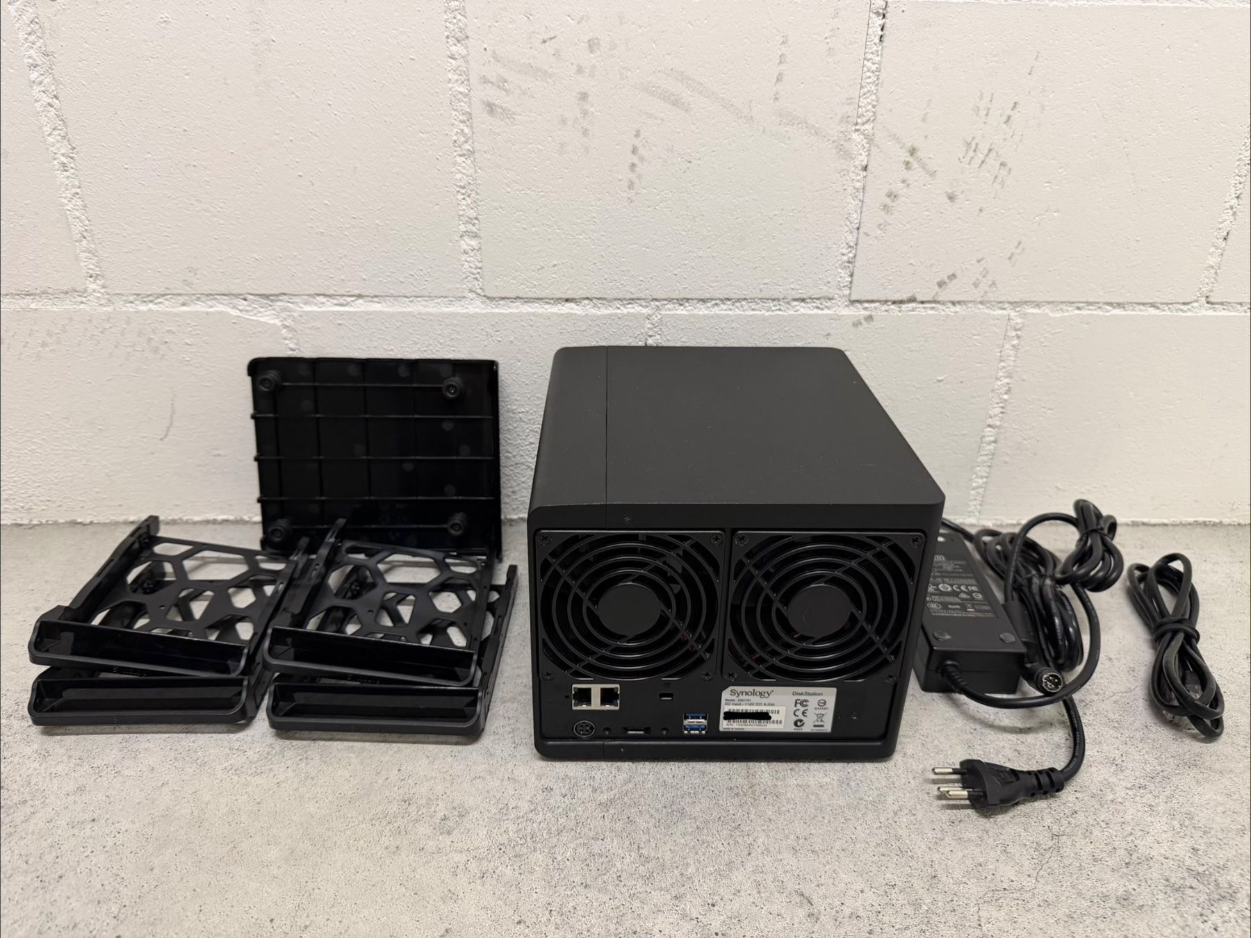 Synology Server: Synology DS415+ – Usato da Niederwangen b. Bern venduto da Leonerb 2