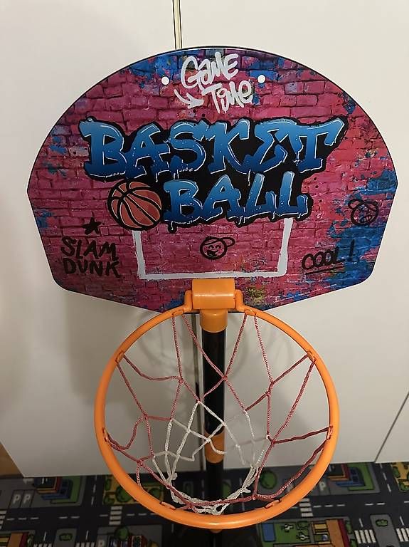 Basketballkörbe: Kinder-Basketballkorb – Gebraucht aus Küssnacht am Rigi von mis_skz5 1