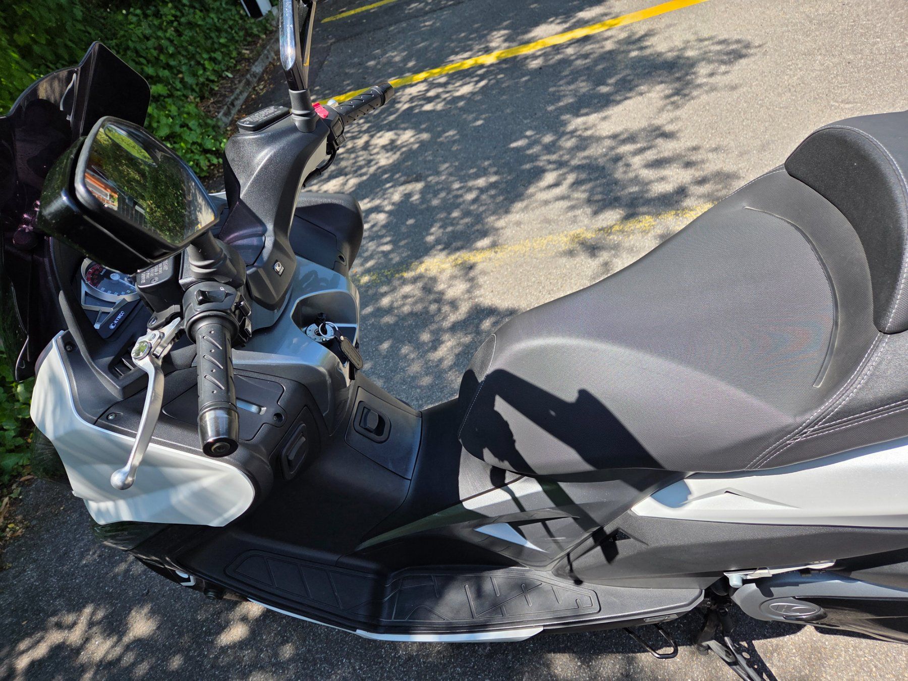 Kymco Scooters: Kymco Xciting 400i Roller weiss – D'occasion à Schaffhausen par kaeufer12 9