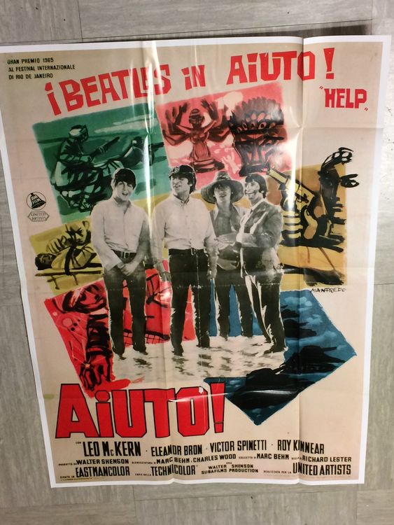 T-shirt Maglietta the Beatles Sabato Mattina Cartone Animato Twist and