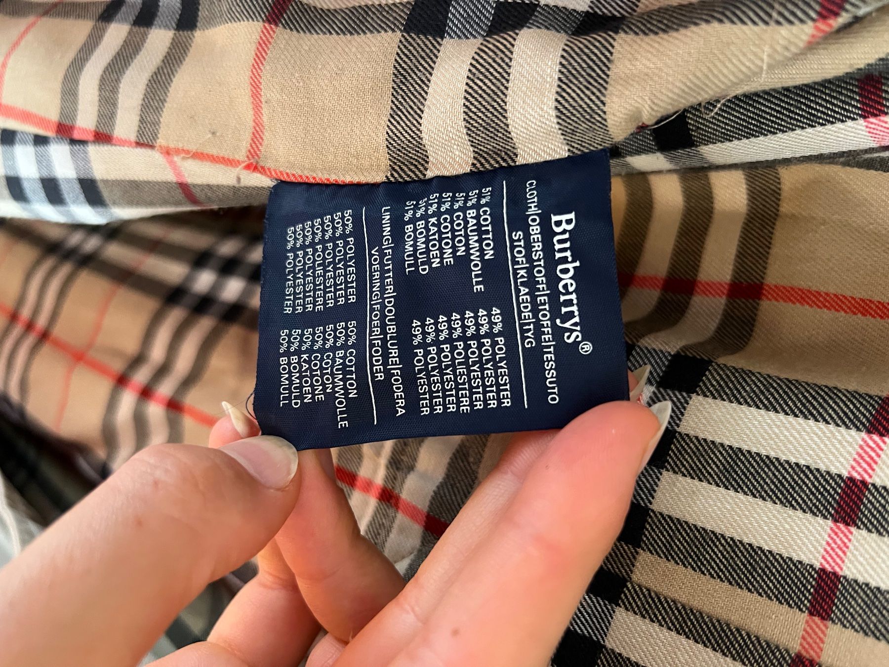 Burberry Manteaux: Burberry Trench Coat – D'occasion à Basel par Wasserstern9 7