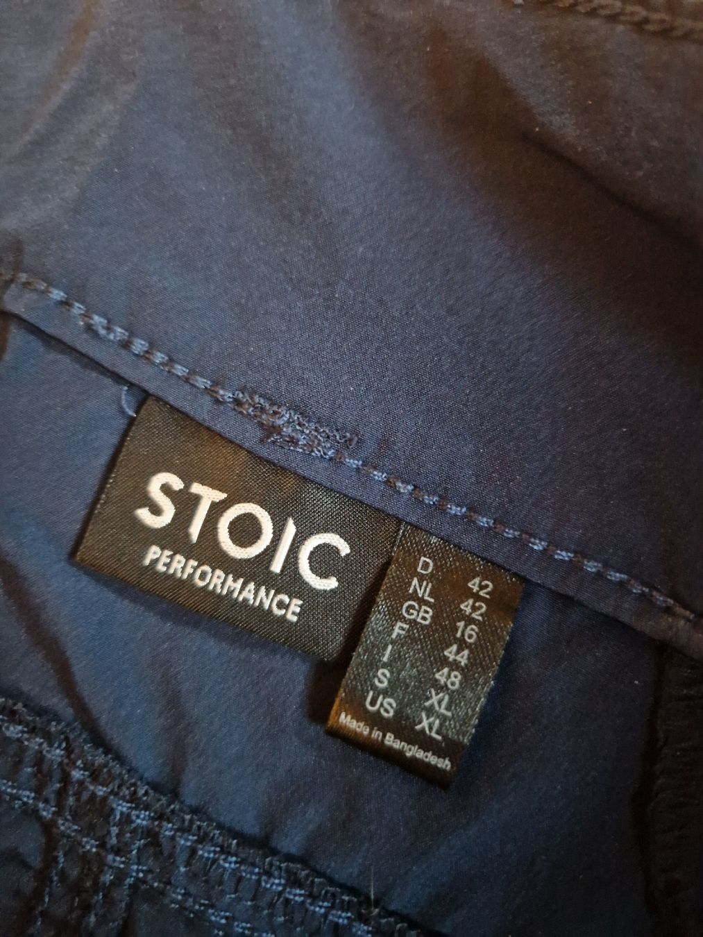 Pantaloni: Stoic Shorts Damen XL – Usato da Lichtensteig venduto da Cocabana_16 1