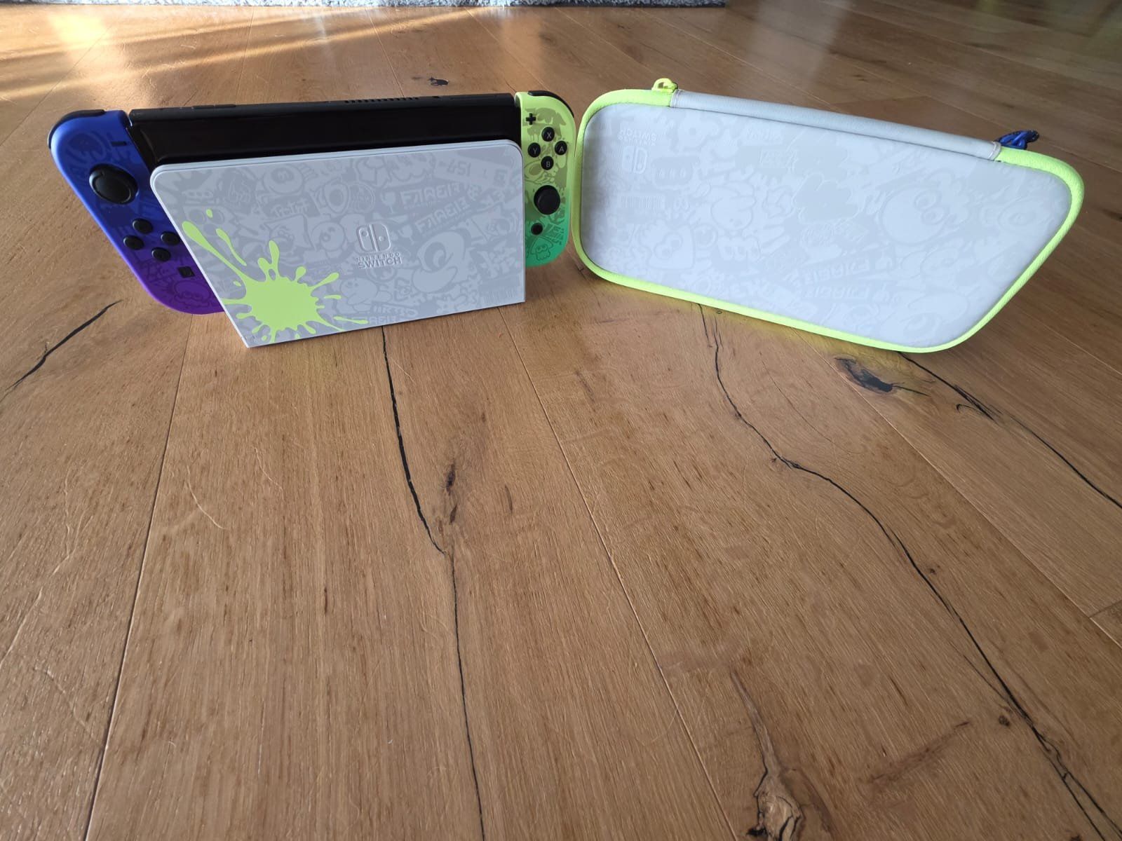 Nintendo Konsolen: Nintendo Switch OLED Splatoon 3 Edition – Neu (gemäss Beschreibung) aus Kölliken von speik128