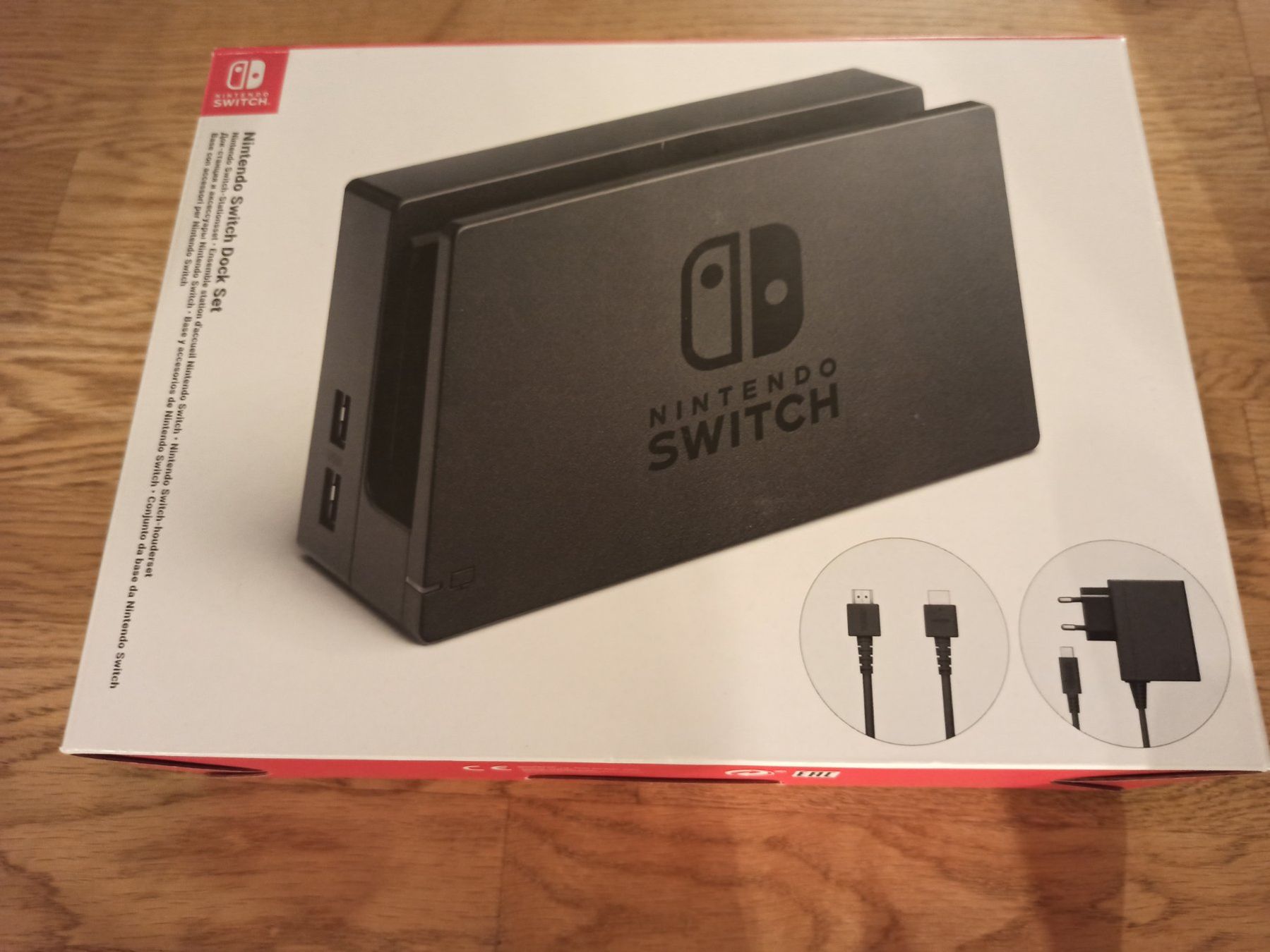 Docking station: Original Nintendo Switch TV-Dockingstation mit Netzteil NSW – Usato da Oberweningen venduto da mar_87mx